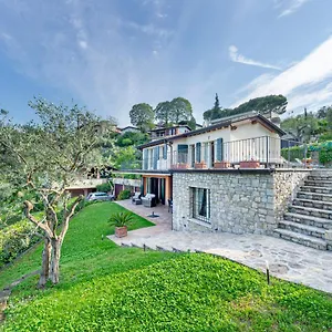  Villa Pratello